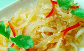 醋拌蜇皮群帶菜 醋拌蜇皮群帶菜