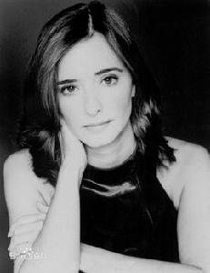 安娜·托倫特 安娜·托倫特