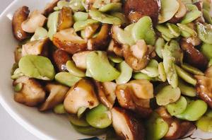 蠶豆瓣炒肉片 蠶豆瓣炒肉片