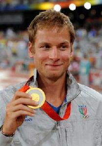 艾利克斯·施瓦澤 艾利克斯·施瓦澤