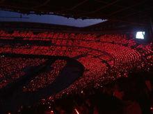 東方神起——珍珠紅色