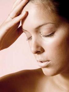 女性經期頭痛的原因