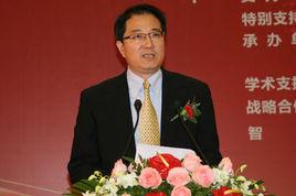 嚴旭[上海市浦東新區政協主席]