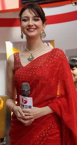 蘇瑪雅·譚敦 蘇瑪雅·譚敦