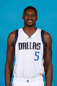 伯納德·詹姆斯 伯納德·詹姆斯