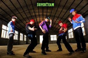 鹹寧ST街舞俱樂部