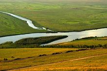 額爾古納河美景