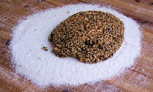 （圖）攪成一團鋪在早準備好的椰絲上