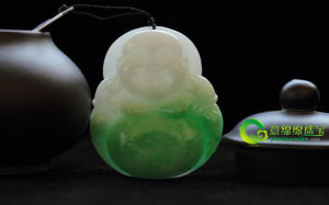 家興人和緬甸天然老坑A貨白底青翡翠玉佛掛件