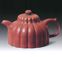 裙花提梁壺 裙花提梁壺