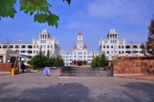 乳山市金嶺中學