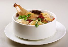 黃芪黨參紅棗雞湯