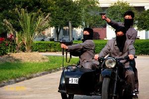 《火線追兇之黑槍疑雲》 [電影] 劇照