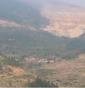 尖坡上寨村 尖坡上寨村