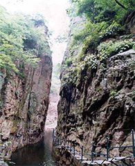 新安峽谷群 新安峽谷群