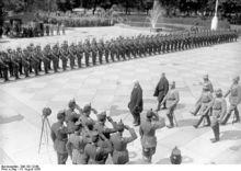 1926年興登堡視察德軍儀仗隊