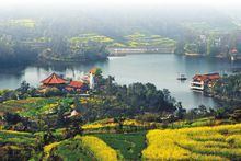 少峨湖生態度假區