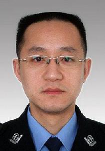 陸勇[浙江省建德市公安局指揮中心主任]