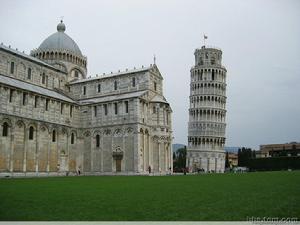 比薩斜塔