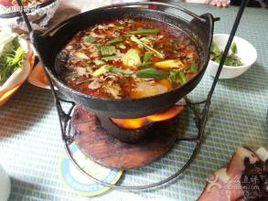 酸菜豆米火鍋 酸菜豆米火鍋