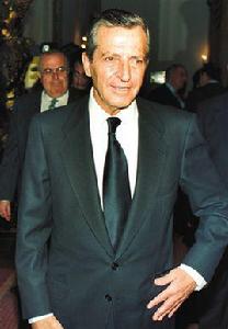 蘇亞雷斯[西班牙前首相]