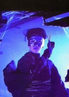 東東   演員 梅艷芳