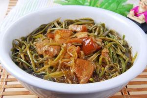 乾豆角燉粉條五花肉 乾豆角燉粉條五花肉