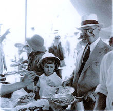 起士林30年代家庭