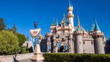 加州迪士尼樂園睡美人城堡圖