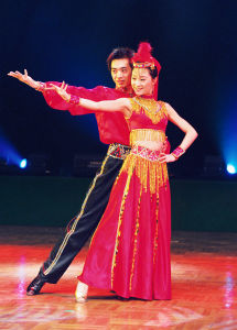 新疆舞蹈《琴努里》