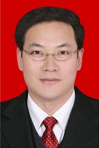 樂昌二中校長曹遠翔