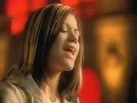 A Moment Like This[Kelly Clarkson演唱歌曲]