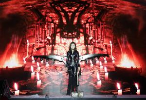 張瑞寧 震撼視覺衝擊鯊魚逃脫表演