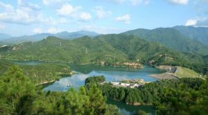 蓮花山白盆珠省級自然保護區 蓮花山白盆珠省級自然保護區