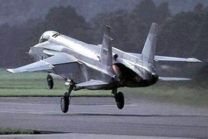 雅克-141垂直起落戰鬥機 雅克-141垂直起落戰鬥機