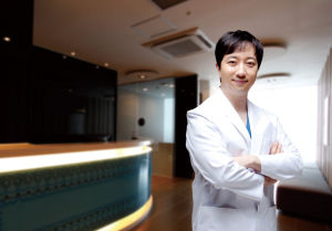 韓國整形界“延世派”新生代領軍人物——金漢祚