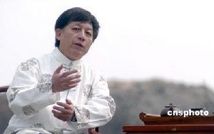 新詞主要針對人——易中天