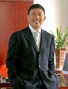 李成新[三元控股集團董事長]