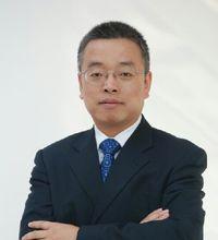 馬德富[新道科技股份有限公司高級副總裁]