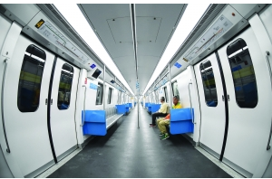 美“花樣爺爺”里約捷運耍體操 引年輕人驚嘆