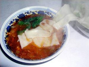 菠菜蒜蘸面