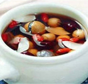 烏豆紅棗圓肉湯 烏豆紅棗圓肉湯