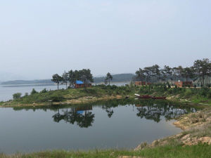 鎮平杏花山風景區