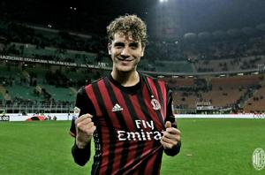 曼努埃爾·洛卡特利 曼努埃爾·洛卡特利