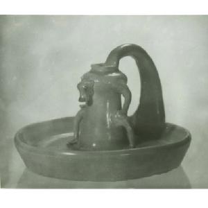 甌窯青瓷牛形燈盞 甌窯青瓷牛形燈盞