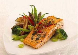 煎三文魚扒配土豆泥 煎三文魚扒配土豆泥