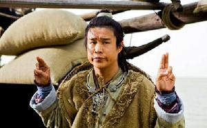 笑招隨便使，不樂你抽我