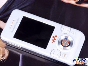 索尼愛立信（Sony Ericsson） W580C