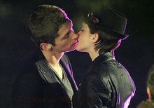 艾瑪·沃特森 蘭蔻午夜玫瑰香水