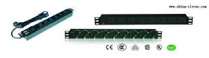 PDU[機櫃電源插座]